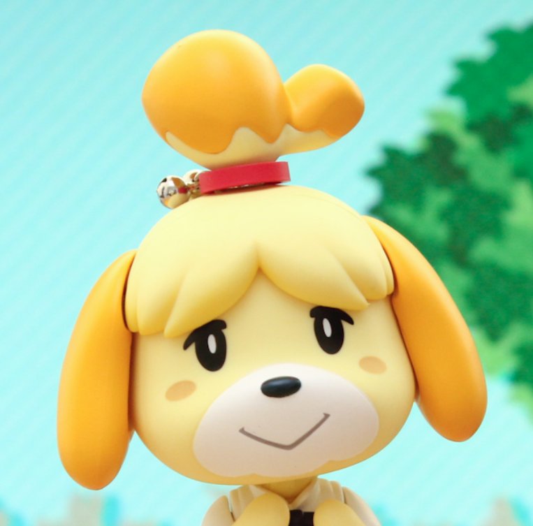 Started thinking about how Isabelle's head is shaped like a bag of bells, and now I'm wondering if Isabelle is Madoka and if Tom Nook is Homura.