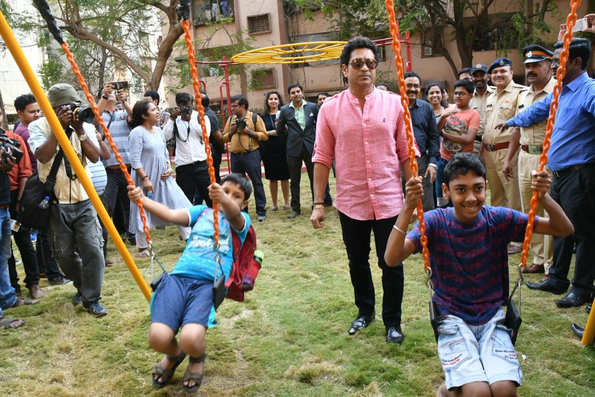 Sachin Tendulkar contributed Rs. 22 lakh from his MPLAD funds allotted to him during his stint as Rajya Sabha MP for the renovation of a Children's Park in East BandraHe Continued to track his MPLADS projects even after he was no longer MP  @sachin_rt  #HappyBirthdaySachin