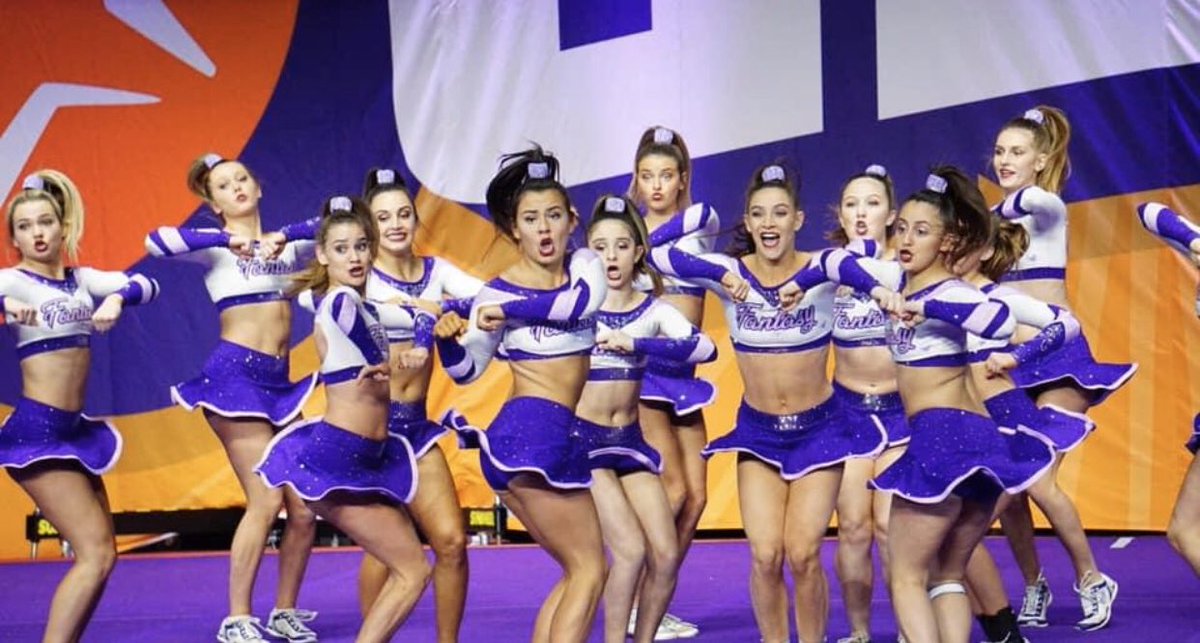 MagicAS_Fantasy's tweet image. Fantasy 2020,
You sang the most beautiful melody. Every stunt, tumble pass, jump, and motion was done with pure love. Be proud and keep singing 💜💫