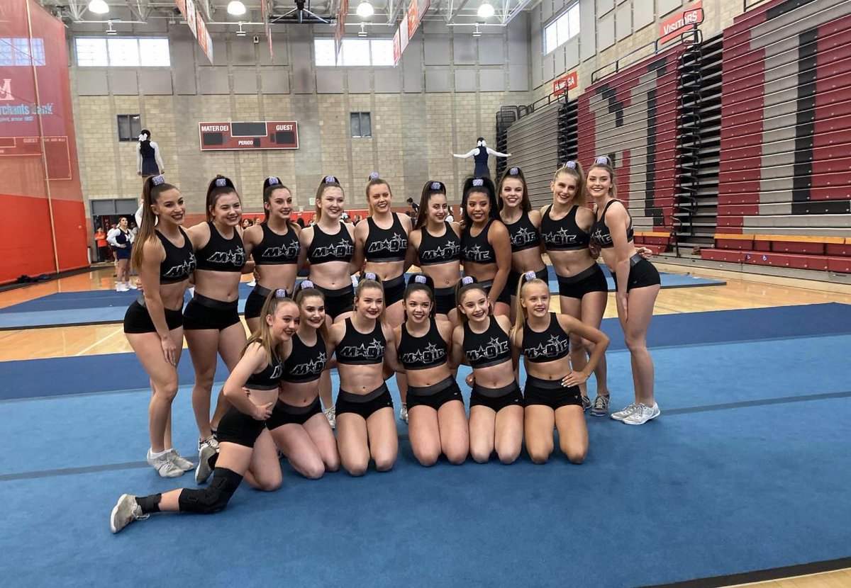 MagicAS_Fantasy's tweet image. Fantasy 2020,
You sang the most beautiful melody. Every stunt, tumble pass, jump, and motion was done with pure love. Be proud and keep singing 💜💫