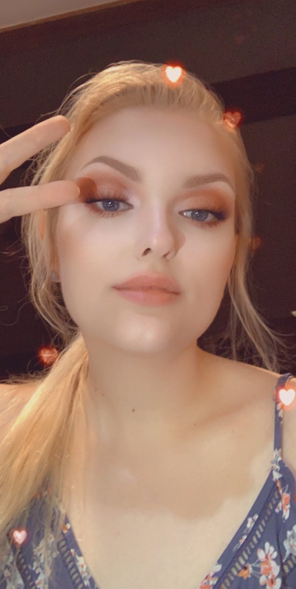 QueenOW1's tweet photo. focusing on me and feeling gr8 later nerds :^) https://t.co/AqOyfzY7NH