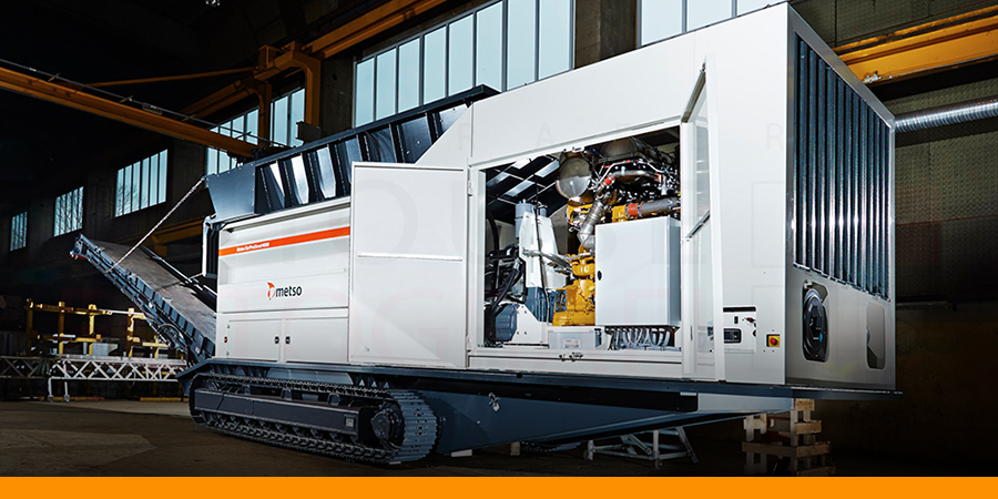 MetsoOfficial's tweet photo. Are you aware of the benefits of #remotemonitoring for your #recycling processes? With tools like #MetsoMetrics, you can follow the performance of your #mobileshredder wherever you are. Read the basics from this blog post: https://t.co/DGHV4shCi5 #RecycleWithMetso #wasterecycling https://t.co/gURIYef0rx