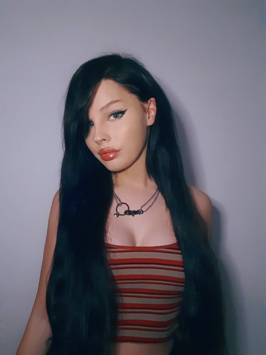 SelLayla's tweet photo. new to nsfw twitter :D

-22
-switch
-bi
-just made an onlyfans

rt&amp; like to be baby
#nsfwtwitter https://t.co/LQHSVJIb3Z