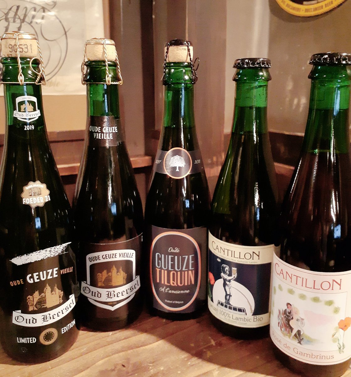 Belgo ベルゴ Pa Twitter お得なテイクアウト価格を利用して 普段手が出しにくいランビックを家飲みビールに如何でしょうか 天気の良い昼間にゆったりベランダでランビック 素敵なリフレッシュですね サワービール ランビック ベルギービール 渋谷ビアバー