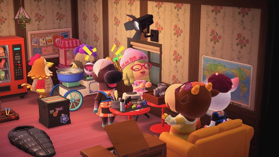 Ella_Cenobite's tweet image. One of my fav villagers is leaving me to be a pop star :( I couldn't ask her to give up her dreams to stay so I threw a party for her! We even formed a band "Patty and the Milk Maids" to help her on her get her pop start! I'll miss you how now
#AnimalCrossing  #Lambdadelta #Patty