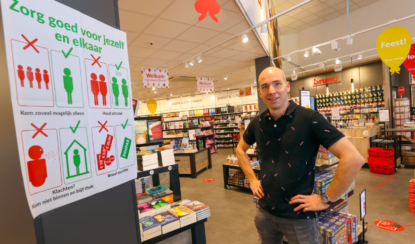 Deze week in het Veldhovens Weekblad een interview met onze voorzitter Jean-Paul van den Tillaar over Corona, de maatregelen en oplossingen in het <a href="/CitycentrumVHV/">CitycentrumVeldhoven</a>.  
Lees hier het artikel:
citycentrum.nl/nl/single-news…