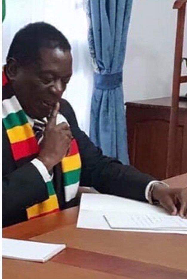 HumbaWasu's tweet photo. #LockdownZim
Did anyone ever find out if Dr Peter @DMagombeyi ever recovered from his "retrogressive amnesia"🤔
Still believe he was abducted, but what REALLY happened? Was he scared into silence? Was he lying?
#LockdownRewind
@mimmitwit @Mavhure @DivaMandeya @maguranyanga https://t.co/ZcFuwgJr0p