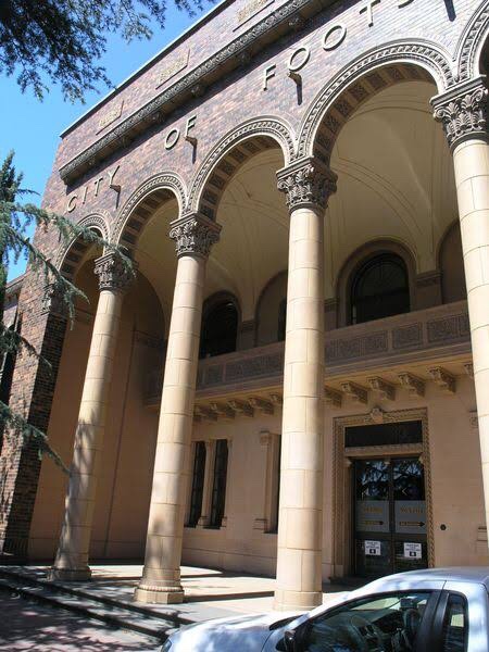 Ben Sisko: Footscray Town Hall