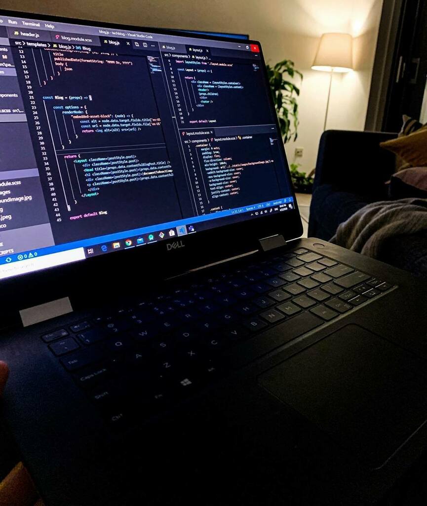 the_devlife's tweet photo. by @ozgewhocodes
・・・
Happy coding 🤸🏽🙈
.
.
.
join the community 👉 #thedevlife
or follow us @thedevlife
.
.
.
#android #coder #developer #developers #frontenders #html #macbook #microsoft #programmer #programming #reactjs #softwaredeveloper #softwa… https://t.co/KW5tWSSRf8 https://t.co/whRbqgoEXJ