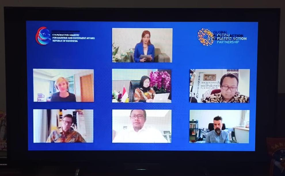 ptl_bppt's tweet image. Yang diadakan oleh Global Plastic Action Partnership bekerjasama dengan Kementerian Koordinasi Bidang Kemaritiman dan Investasi RI secara live streaming di channel youtube Kemenkomarves RI

#BPPTRI #BPPTSolidSmartSpeed #BPPTuntukNegeri #TeknologiUntukNegeri #TeknologiLingkungan