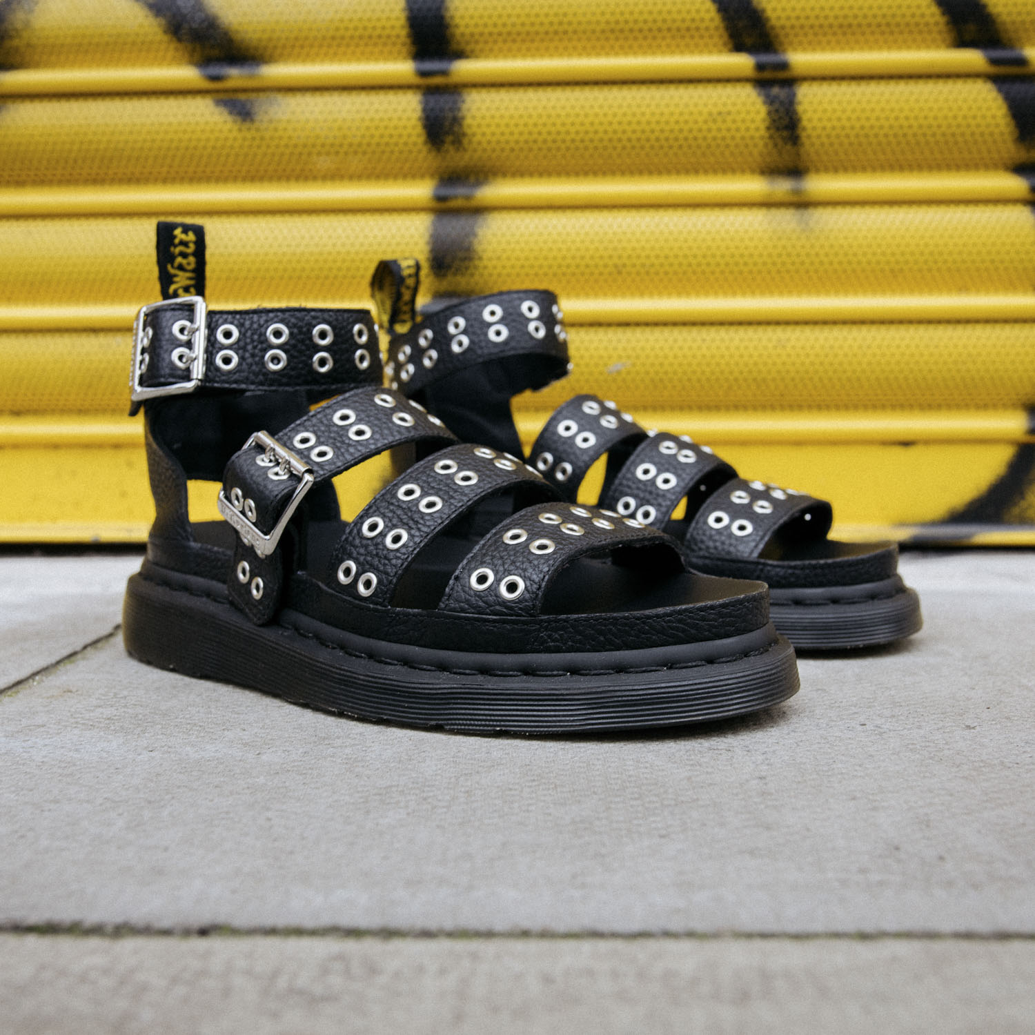 ドクターマーチンサンダル Dr.Martens(ドクターマーチン) この夏狙うべきレザーサンダル