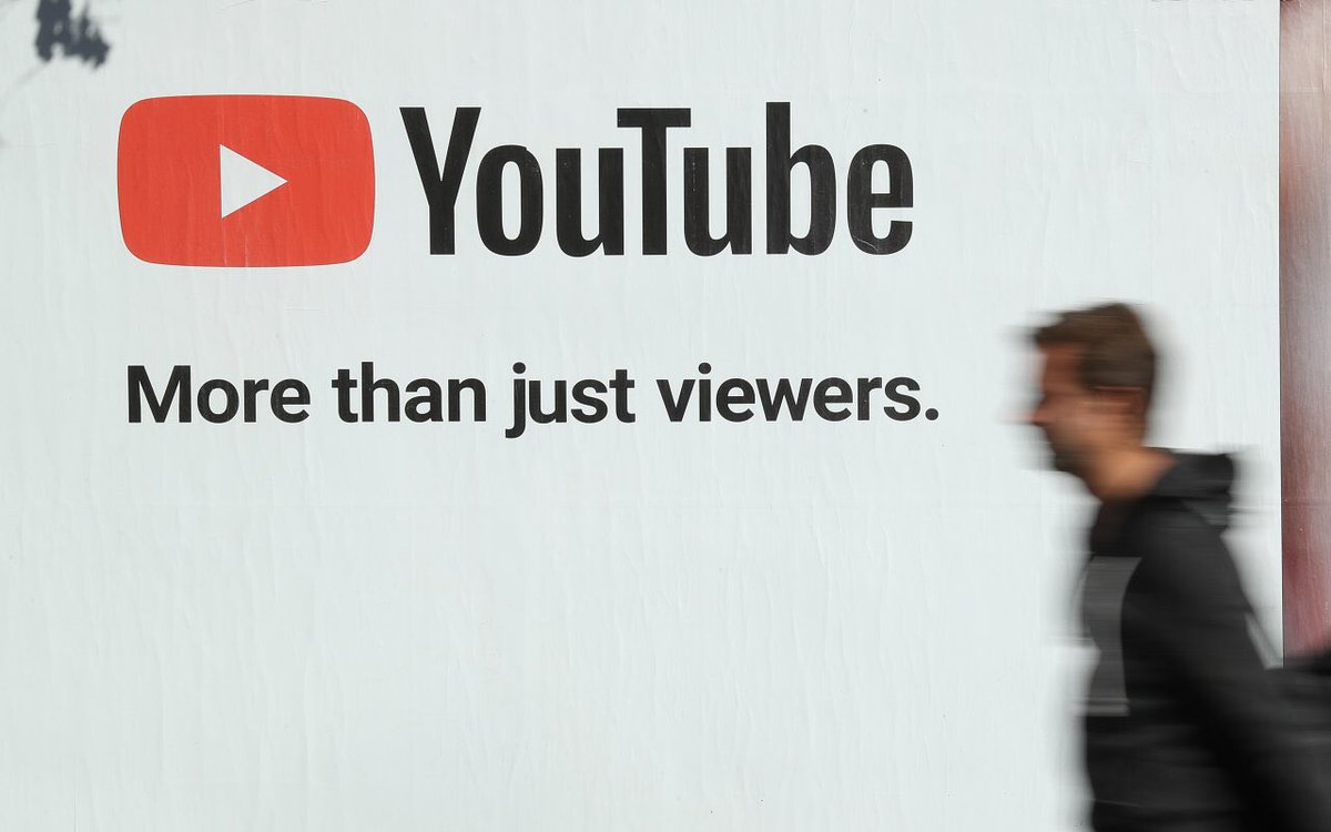 tanyagoodin's tweet photo. YouTube at 15: how the world’s biggest broadcaster broke the #media.

A system built to keep people watching videos has had huge consequences for our society and politics.

https://t.co/Cen5WyoVHq #youtube15 #digitaldetox #cybersafety https://t.co/glDmZMFlJv