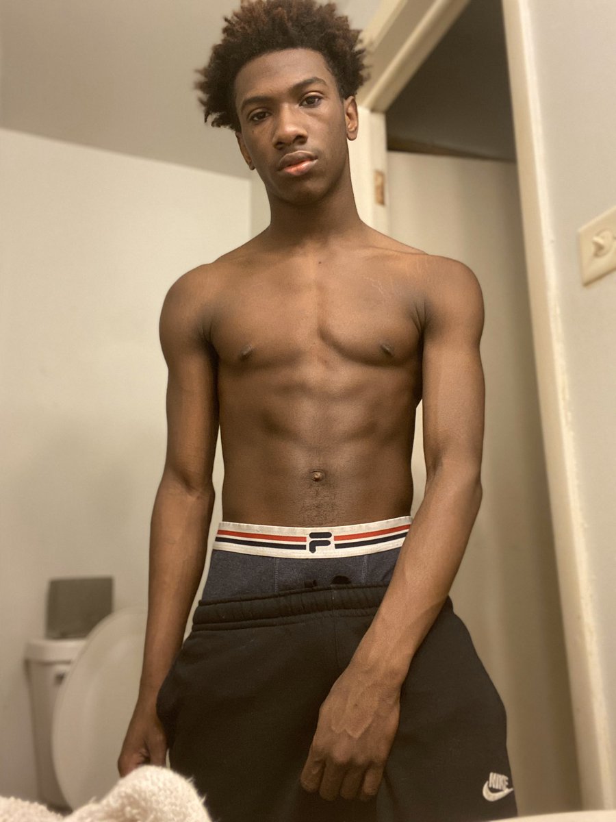 Jae_Jae26's tweet photo. Body Vibes🤟🏾💪🏾🔥 https://t.co/vKsKsi2NnJ