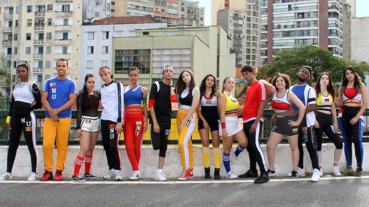 clickpopnews's tweet photo. ZOOM Dance Group @zoomdancegroup comemora os 2 anos de lançamento do clipe "Summer in the City" com cover no Youtube. >> Confira: https://t.co/TST7d0mfhy https://t.co/MwP7Lcg6S5