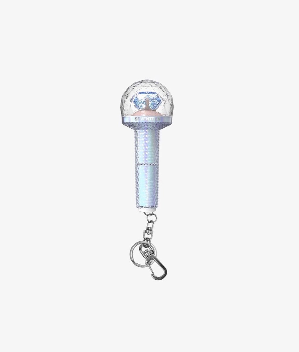 soft_mallang's tweet photo. [HELP RT/MY GO🇲🇾]
#SEVENTEEN Official Lightstick Ver.2 &amp; Lightstick Keyring

Carat Bong - RM200
Carat Bong Keyring - RM100

❌No 2nd payment
🚚Postage: RM8 wm / RM12 em

DM @soft_mallang to order!
-
#SEVENTEEN #SEVENTEENinKL #SEVENTEENinMY #ODETOYOU #CARATBONG #CARATBONGVER2 #SVT https://t.co/6Xs6oEU1EC
