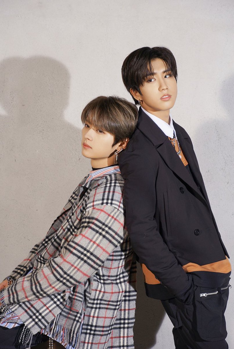 Minsung pics that make me very happy - a thread:I love their friendship, they always seem so comfortable with each other and you can tell how close they are. So precious