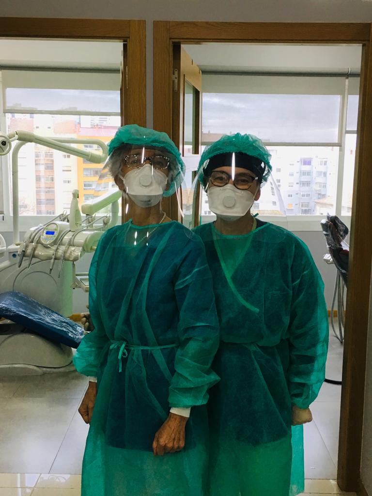 Hoy nos llega Desde Clínica Dental Álvarez - De Frutos, una de las empresas a las que hemos servido pantallas de protección, esta bonita imagen de sus equipo listo para atender urgencias.

Gracias por confiar en nosotros. #3dprint #inmake #covid19ESP