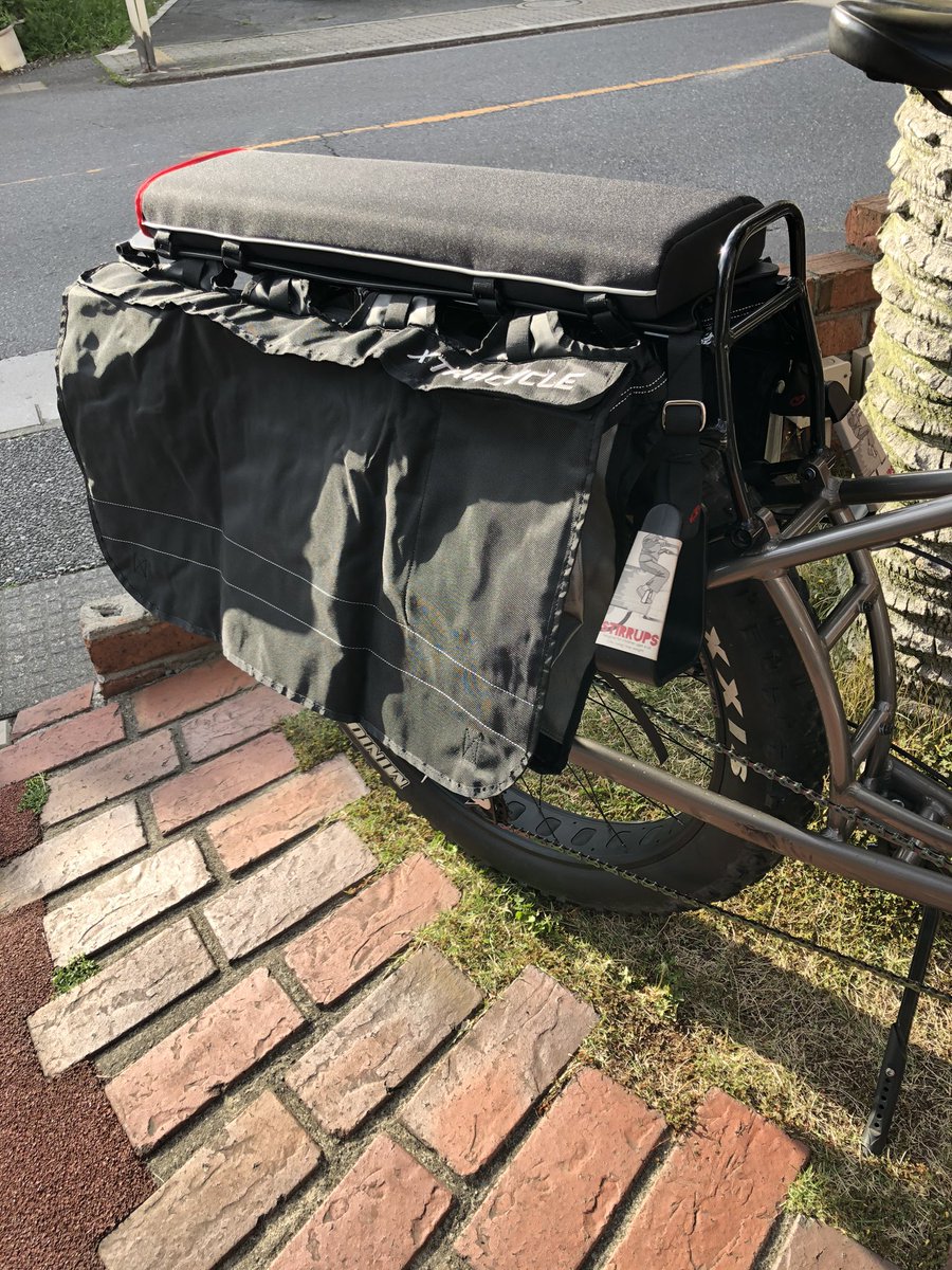 astbikes's tweet photo. #salsacycles 
#rideandsmile 
#blackborow 
#xtracycle 
#magiccarpet
#x2cargobikebags
#flitedeck 
#strrups
などを加工して取り付け完成
これで #ビックダミー と同じように使えますね。楽しんで下さいね。
#いのこラーメン 
#astbikes
#astforest 
#光が丘公園
#練馬
#成増
#板橋
#和光市
#秩父市 https://t.co/TMR2jswxsr