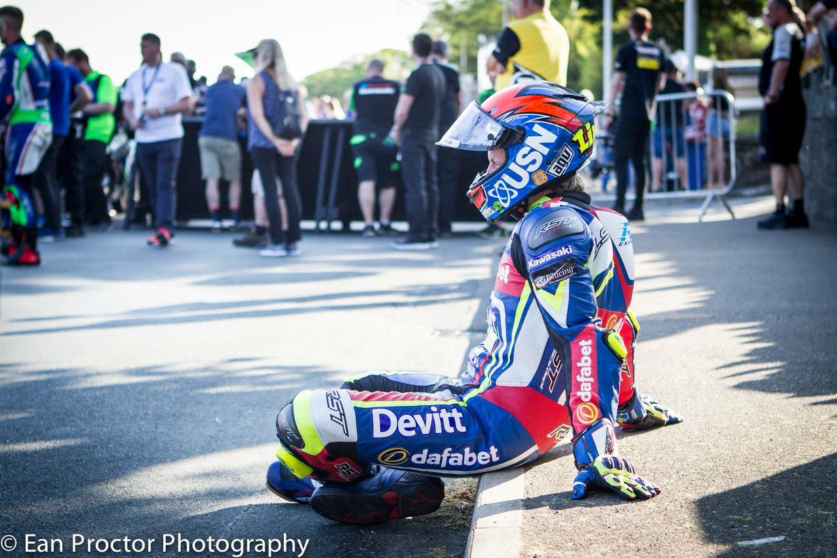 cionalintin's tweet photo. One of my favourite photos @Lintinracing #oneforthemancave π#onetotreasure #TT2018 Photo CreditπΈ : Ean Proctor Photography https://t.co/oBZ1Rqttga