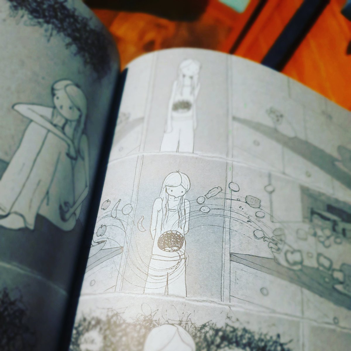 nerdheimpl's tweet photo. #LżejszaOdSwojegoCienia, #autobio historia o anoreksji i molestowaniu, a wreszcie o dochodzeniu do siebie. Gruba #książka, w sam raz na #zostańwdomu #czytajksiążki.
#katiegreen #lighterthanmyshadow #czytanie #komiks #komiksy #timofcomics #molksiazkowy #ksiazkoholizm #nerdzenie https://t.co/8oQM4JAYIk