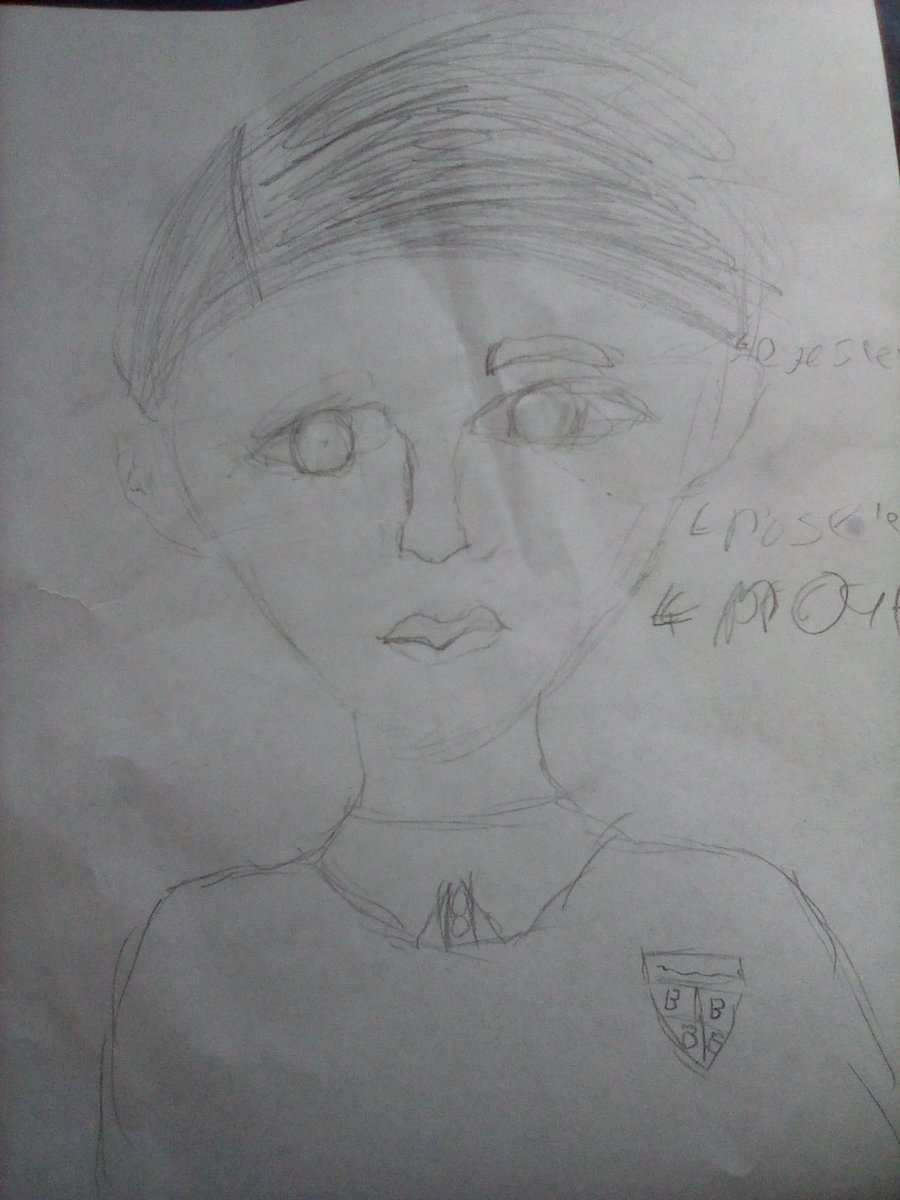 We have been using measurement and symmetry to learn how to draw faces in our virtual P6 classroom. Love the detail of the BB badge! #aberdeenlearns #belongingbelievingachieving <a href="/BrambleBraeSch/">Bramble Brae School</a>