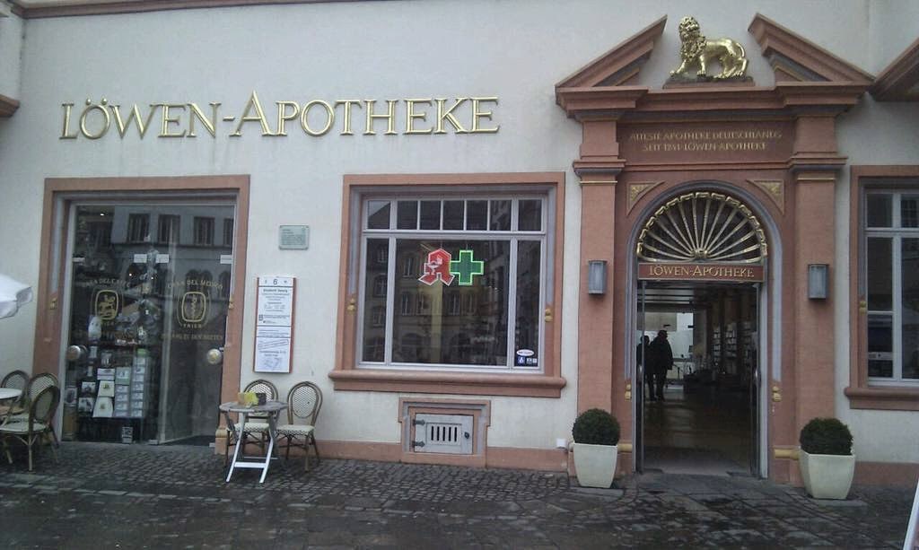 Benderapotheker's tweet photo. 'Las farmacias más antiguas de Europa': https://t.co/Exy4K34kL6, https://t.co/SbTzGSXHtH, https://t.co/GZZg0UCfCb #boticaantigua #alteapotheke #EdictodeSalerno1240 #Farmacia #Apotheke #Pharmacy #OldPharmacy #Farmacuriosidades https://t.co/PuonBRoqNC