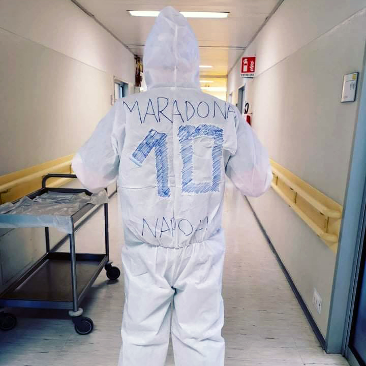 beinsports_FR's tweet photo. 🙏 Quand les joueurs du Napoli inspirent les infirmières et infirmiers en Italie https://t.co/eT33Tob0WP