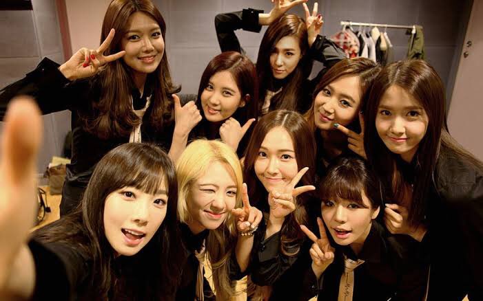 snsd responding to "babe, i’m at the hospital" texts: a thread