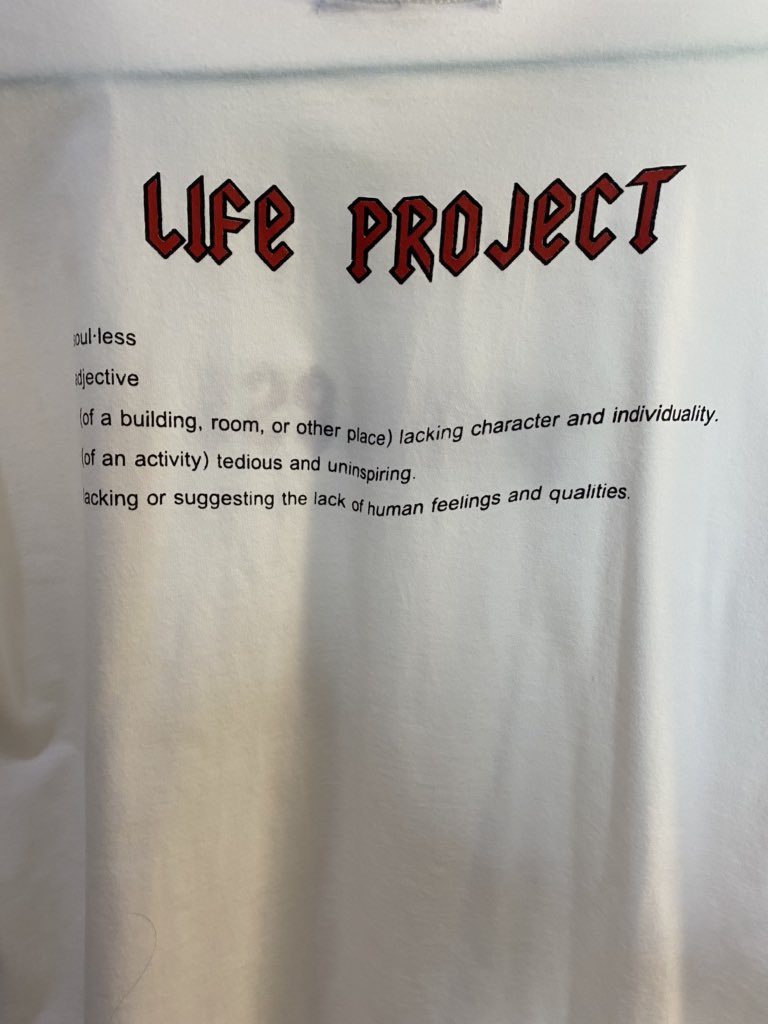 secondhandclot9's tweet photo. ขายเสื้อของ life project ค่ะ ตัวแรกไซส์s นะคะ ตัวหลังไซส์m ยาวนิดนึงค่า ��ื้อมาตัวละ350 ขายแค่ตัวละ 180ส่งฟรีค่า สถาพดีทั้งคู่นะคะ  #เสื้อผ้ามือสองสภาพดี #เสื้อผ้ามือ2 #เสื้อผ้ามือสองราคาถูก #โล๊ะตู้ #เสื้อผ้ามือสอง #เสื้อยืดมือ2 https://t.co/rvYvgz1fhN