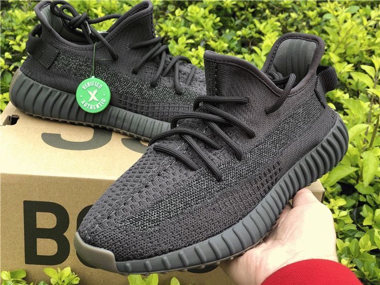 Adidas Yeezy cinder size 5 5US 6 5