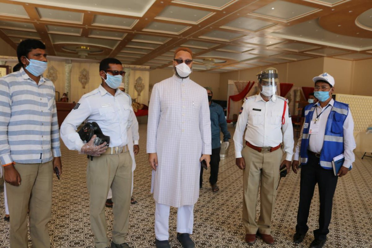asadowaisi's tweet photo. Distributed PPE kits &amp; Mini-Kits to ASHA &amp; Anganwadi workers of Hyd as well as those from adjoining areas of Nampally AC, Bholakpur, Shaikpet &amp; Erragadda. Also handed over 350 PPE kits to @CPHydCity. The kits costed ₹ 15L. Grateful to all our frontline workers for their services https://t.co/nPTNl2y8nK