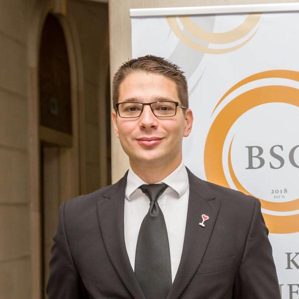 Time to put the sommeliers in the spotlight: 
<a href="/Vuk_Somm/">Vuk Vuletic</a>  bit.ly/3eL5RVu #interview #Serbia 🇷🇸🇷🇸🇷🇸
