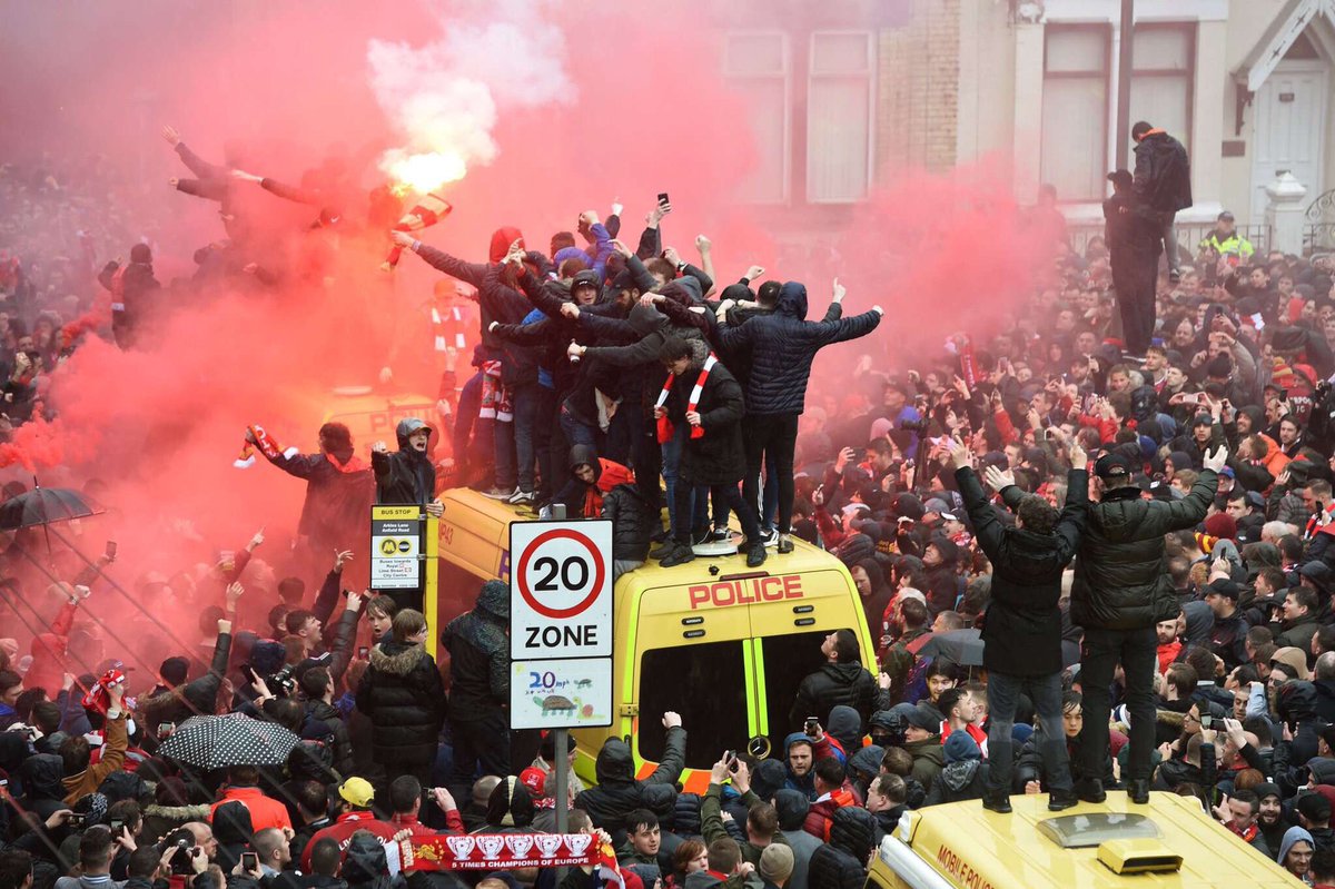 Owen_1906's tweet photo. 2 years ago today one of the best ever outside the Arkles https://t.co/cLVaPng4xb