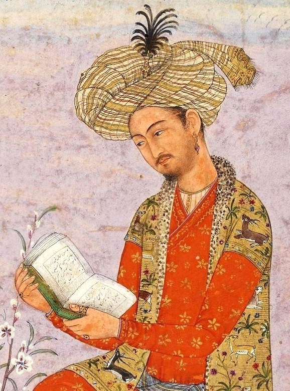 With the Shaybanids weakened, Babur, founder of the Moghul dynasty, tried to retake once again his territories in Transoxiana. The Timurid appealed to the Safavids for help and Ismail sent an army lead by his minister of finance, the nobleman Najm-e Sani fo/7