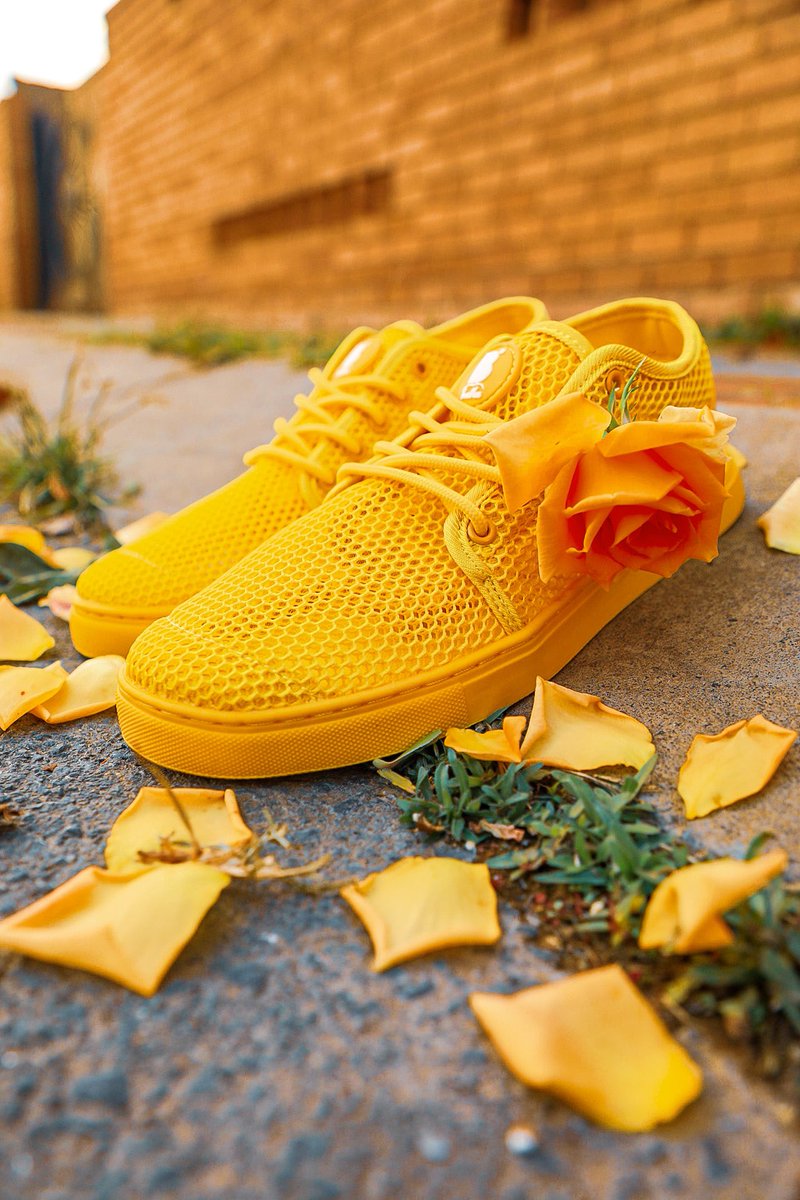 yellow bathu shoes