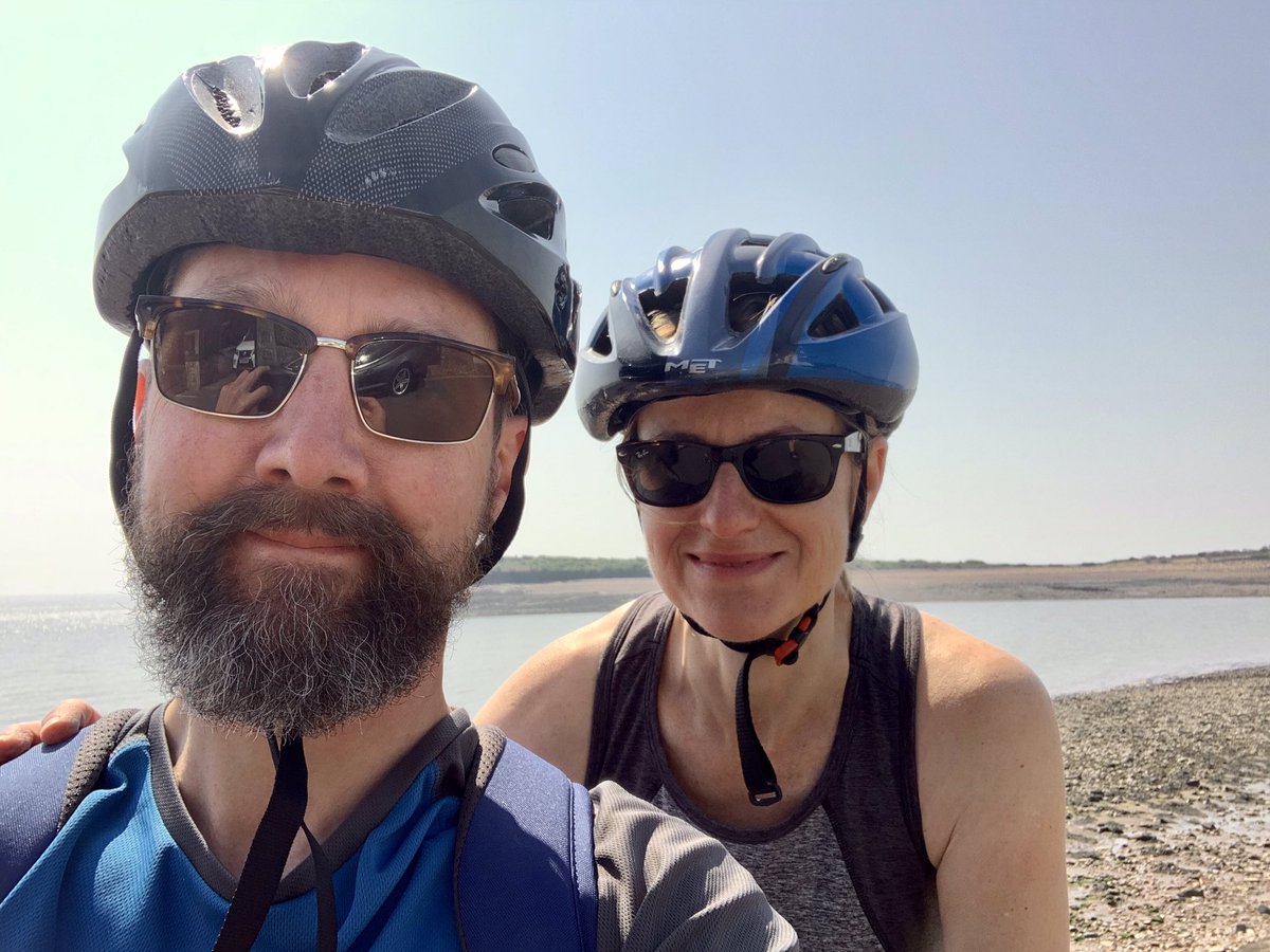 kerensky_1881's tweet photo. Cycle ride this morning down the Ely Trail to Penarth along the coast road to Sully and back across the barrage with @cappellanus #freshairandexercise #kudosfornhs #milleniumcentre https://t.co/S2qXzE76Ul