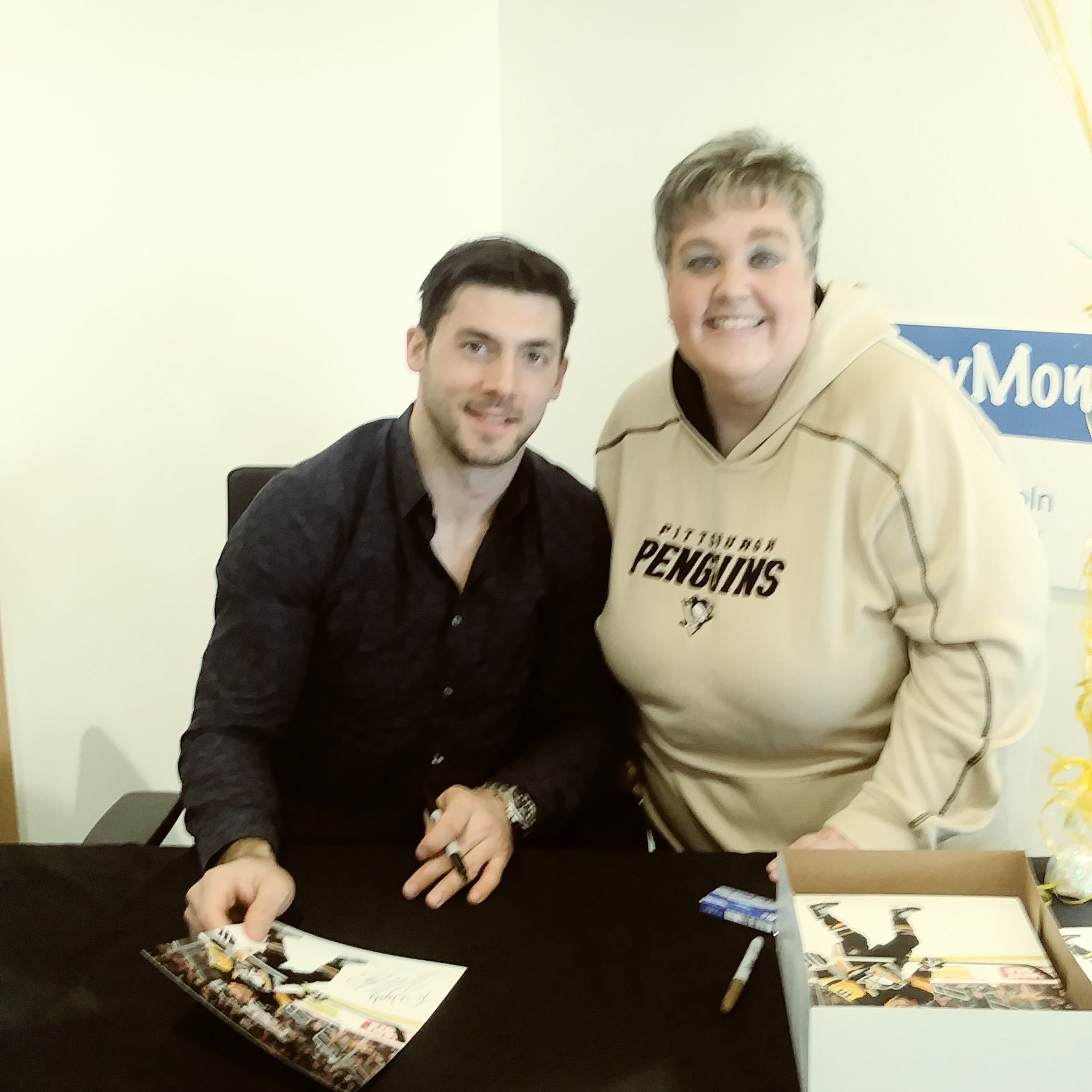 Happy Birthday Kris Letang!! Have a great day!!   