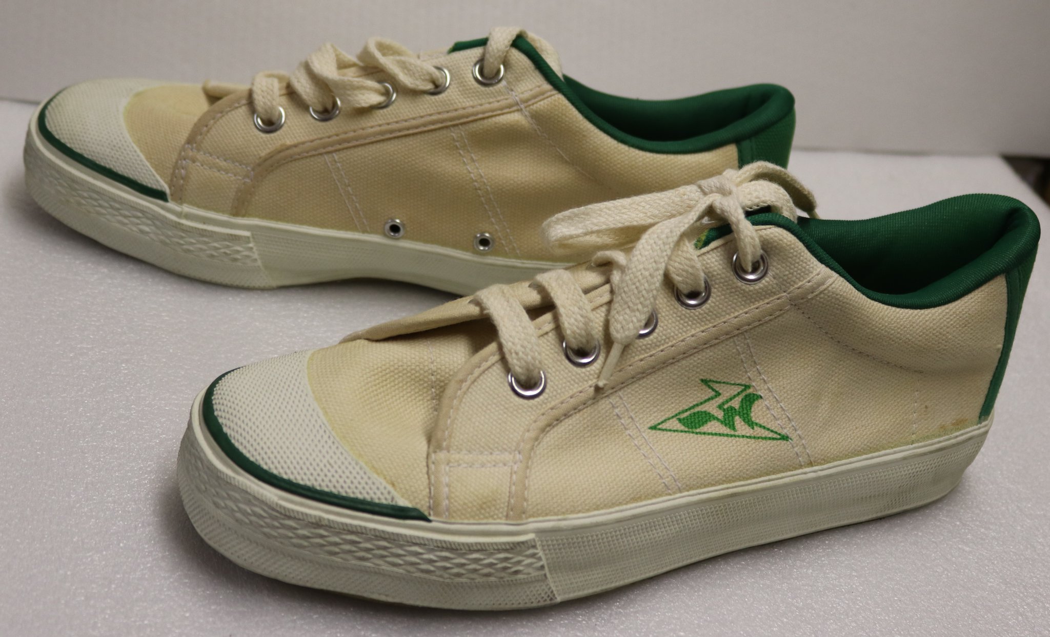Dunlop green flash trainers best sale