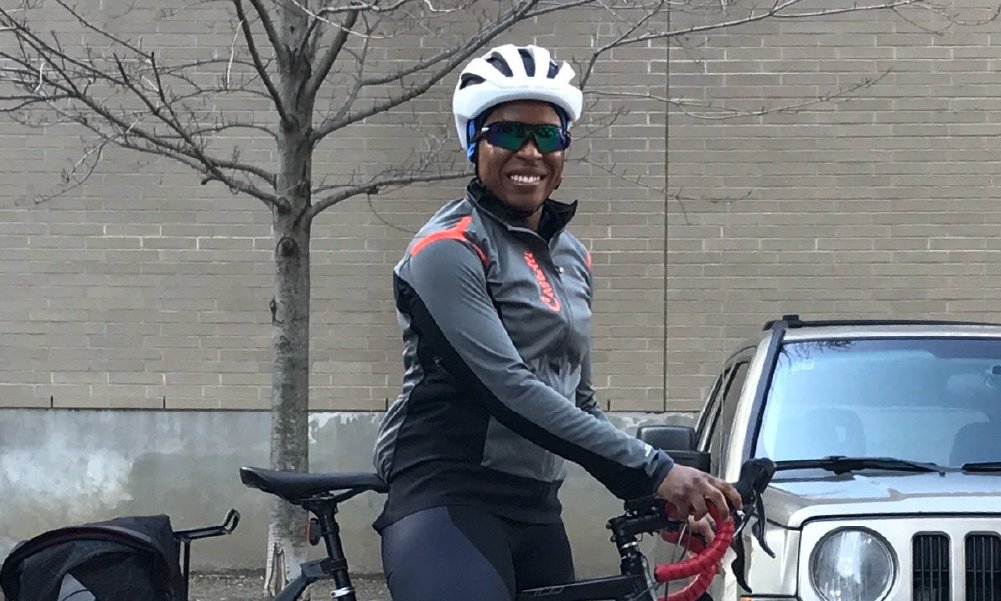 CycleToronto's tweet image. Rosa is a Medical Laboratory Technologist processing tissue specimens to help pathologists diagnose diseases. Her typical daily commute included hopping on the TTC until she started bike commuting due to #COVID19. #BikeTO

🔗📰Biking to the Frontline: cycleto.ca/news/high-visi…