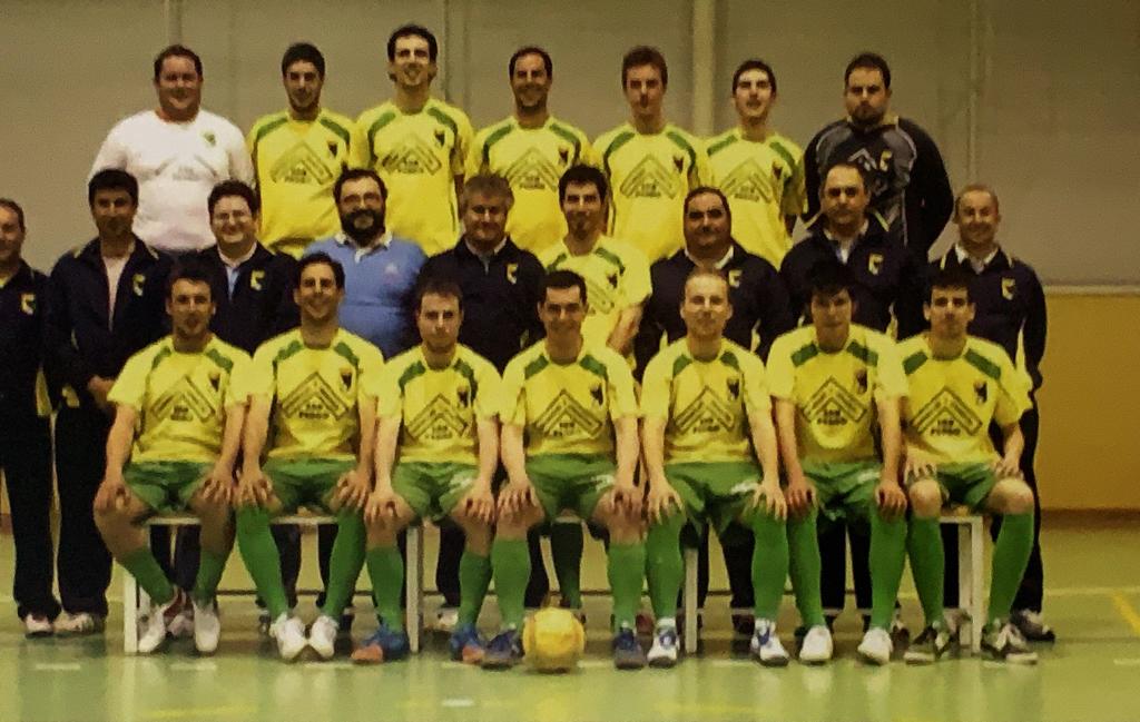 aguilafs's tweet photo. Hoy se cumplen 10 años q fuimos CAMPEONES de Liga 09/10

Agradecer el esfuerzo de todos los que formaron parte de aquel año historico para el club. https://t.co/WojQKtaokH