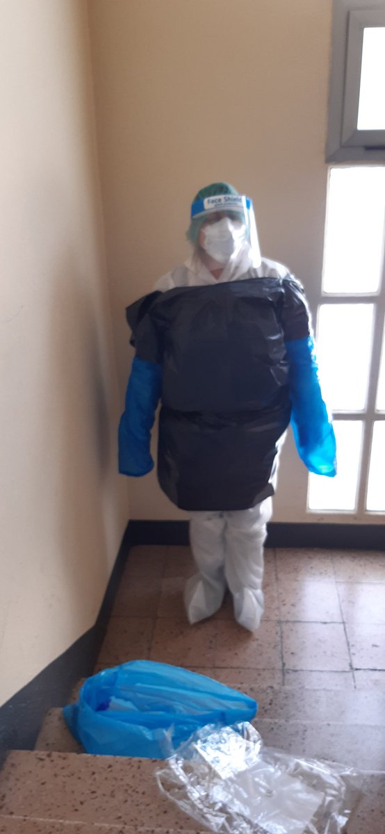 tonicb21's tweet photo. Avui hem canviat el teletreball per anar amb la companya @mariabullich del CSMA ha fer un domicili protegits. #Tssanitari @icspirineu https://t.co/hN2SfFDtwO