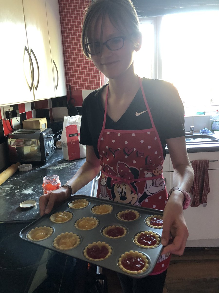 kimmiller30's tweet photo. @stgac12 @stgac_11 Chloe made some jam and lemon tarts for the first time and I tested them and I must say they was soooo nice she wanted me to show you https://t.co/xOstWvs5c7