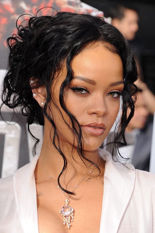 rihanna, qu’est-ce que ce thread sans la queen?