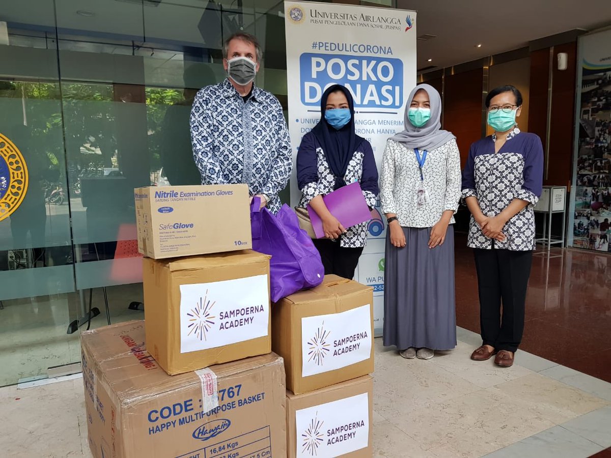 JMinJapan's tweet photo. SASBY is proud to hand over much needed #medicalsupplies to #AirlanggaHospital which is in the forefront of the fight against #COVID-19. The supplies were purchased through donations generously given by the #SASBY #Community. https://t.co/kHfI1Crpqz
