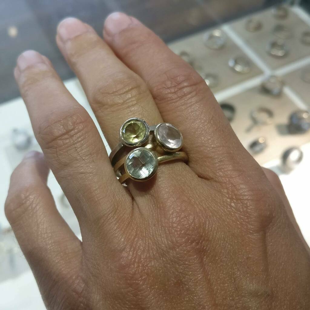 catherinemarche's tweet image. Self isolation in Spring colours with the Bling rings in
Lemon quartz, rose quartz and prasiolite.
Which colours do you like wearing in spring ?

#catherinemarche #stackingrings #candycolours #treatsforher #confinedfashion #jedeco #jewelryaddict #jewelry… instagr.am/p/B_W8m4gFpsb/