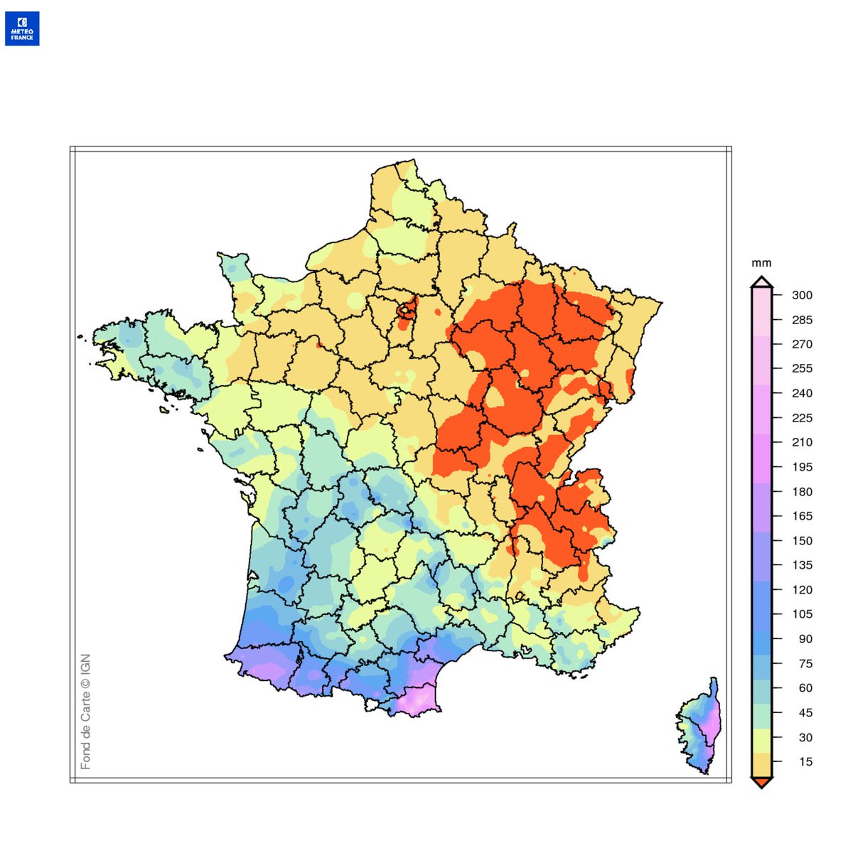 Meteovilles's tweet photo. La #sécheresse des sols superficiels règne depuis plusieurs semaines sur la #France, en témoigne cette carte des cumuls de précipitations sur les quarante derniers jours. Des cumulus souvent inférieurs à 5mm dans l'Est, près de 90 à 95% sous la normale. 
Carte : Météo-France https://t.co/nhGRlnrq9a