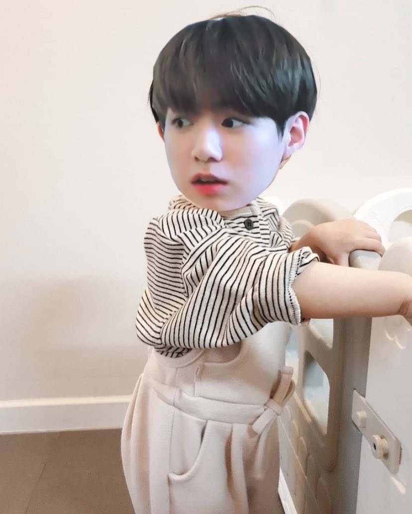 hollywithluv's tweet photo. วันนี้จับน้อนแต่งตัวใส่คอลเลคชั่นใหม่ค่ะ (หนูน่ารักไหม) ;—;😳 https://t.co/W27q93oGv7