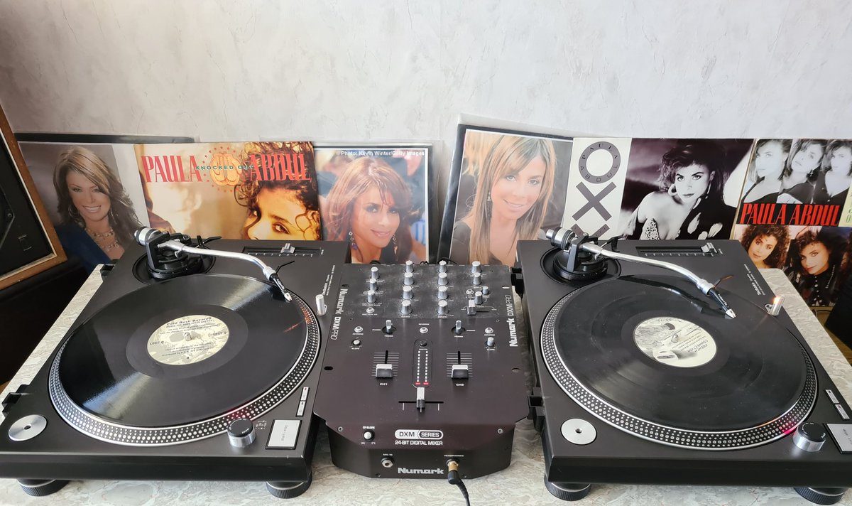 DJHardnoize's tweet photo. I'm going to make a new oldschool hardcore techno mix.
I'm going to start from 160/170 BPM and it will end about 220/230 BPM
#hardnoize #djmix #dj #oldschoolhardcore #earlyhardcore #hardcoretechno #vinyl #12inches #records https://t.co/SDA2Nfo9qp