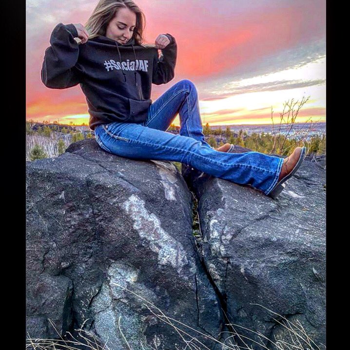 SocialCityMana1's tweet photo. Howβs your weekend looking? ππ» #SocialAF #clothingline #local #smallbusiness #northernontario #canadianmade #StaySocial https://t.co/Ug7cMlF7yH