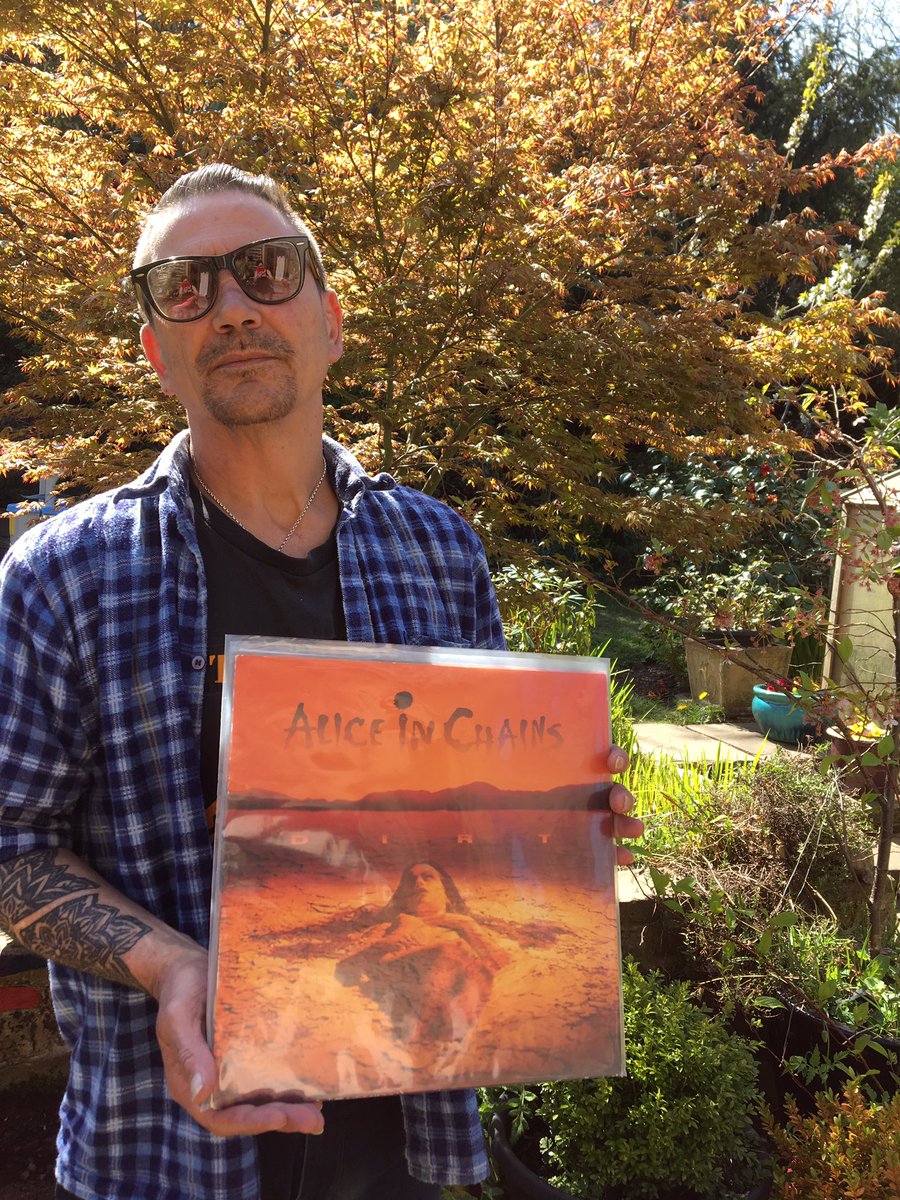 GrindGroove's tweet image. One of our faves! A re-issue to make it more adorable for you. Although we do have the origional on colour ❤️
@recordstoreotd #recordstoreoftheday #rsdfillthegap 

grindandgrooverecords.com/products/alice…